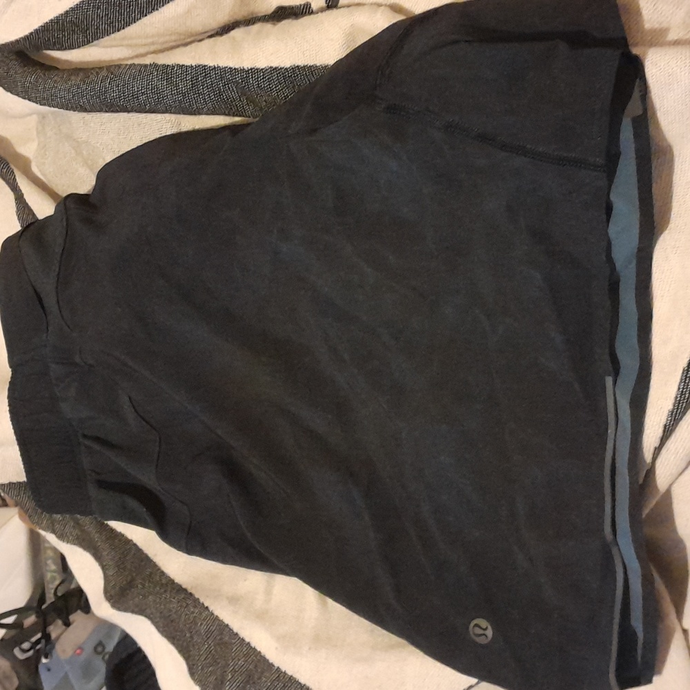 Lululemon Surge 6" lined shorts